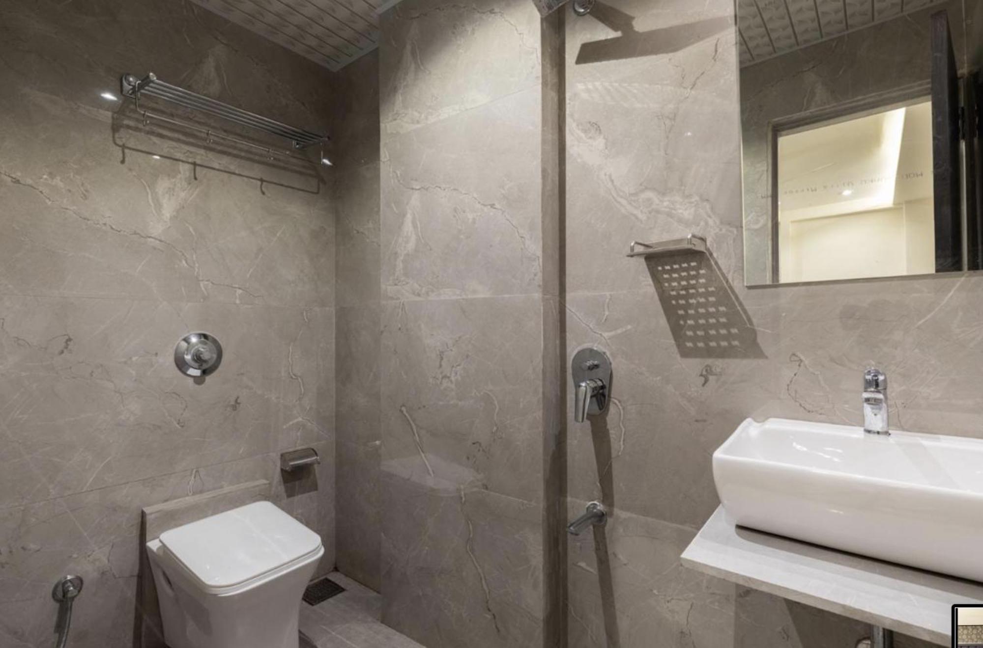 Hotel Artilla 2*